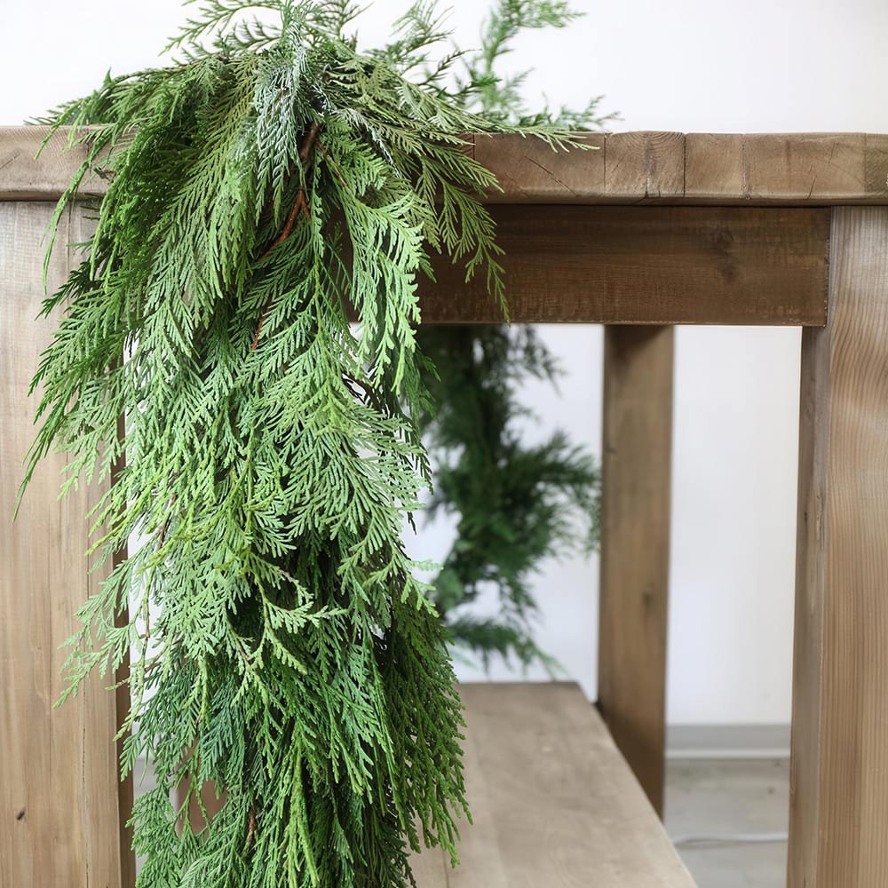Cedar Garland