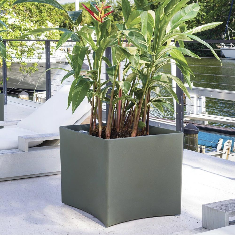 Crescent Garden Pinch Planter